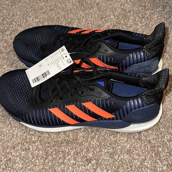 Men’s UltraBOOST Solar Glide ST - Picture 2 of 3